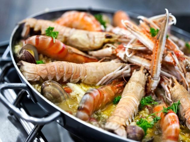 scampi-and-paella-VK6JAQS.jpg